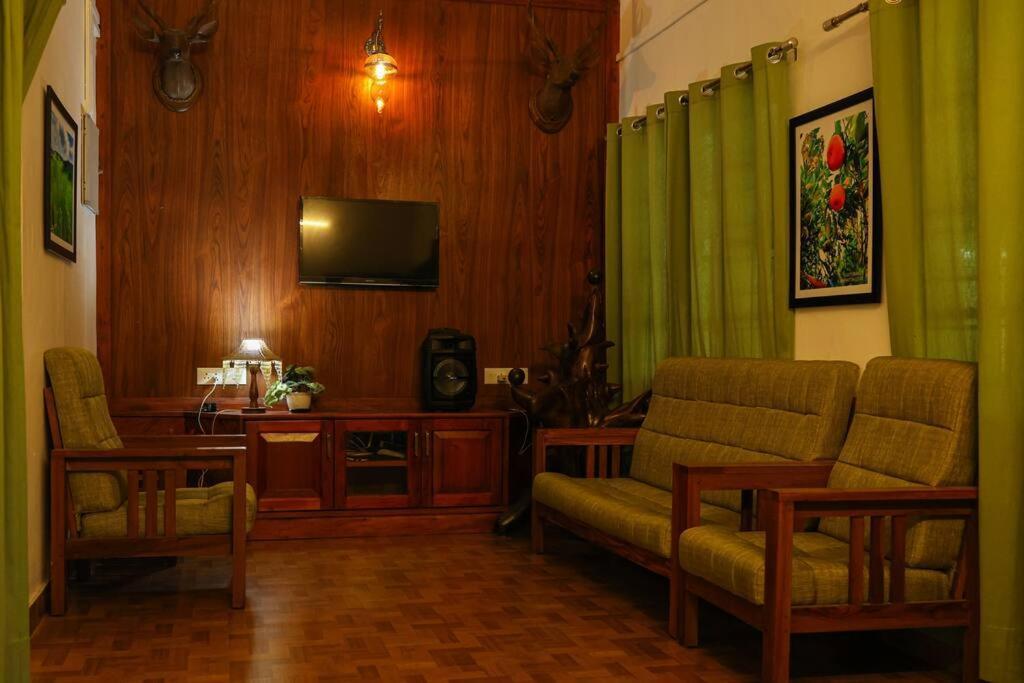 Breezy Point Villa Vagamon Dış mekan fotoğraf